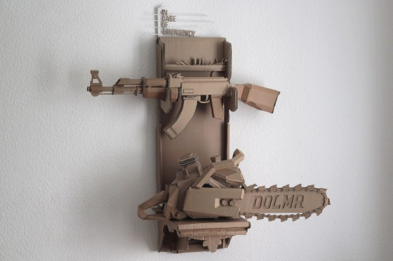 Bartek Elsner - The Paper Stuff - Sculture in cartone Bartek Elsner - The Paper Stuff - Sculture in cartone