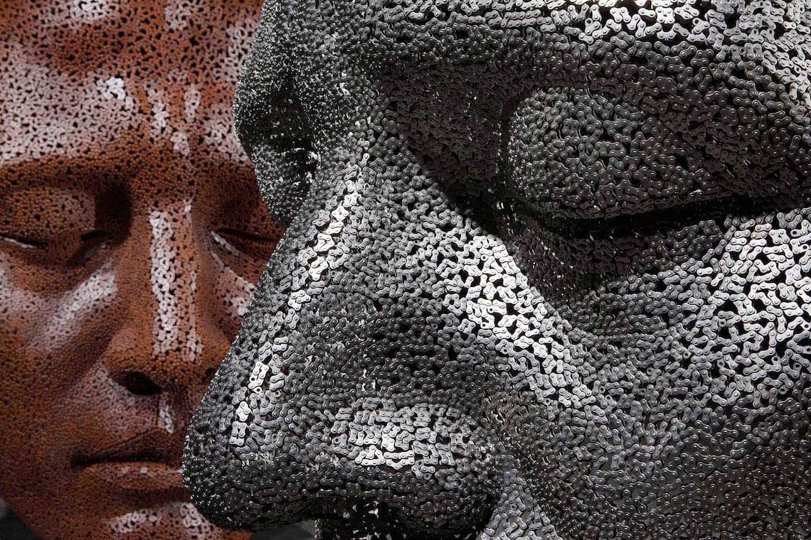 Seo Young Deok - Chain Sculptures | Collater.al