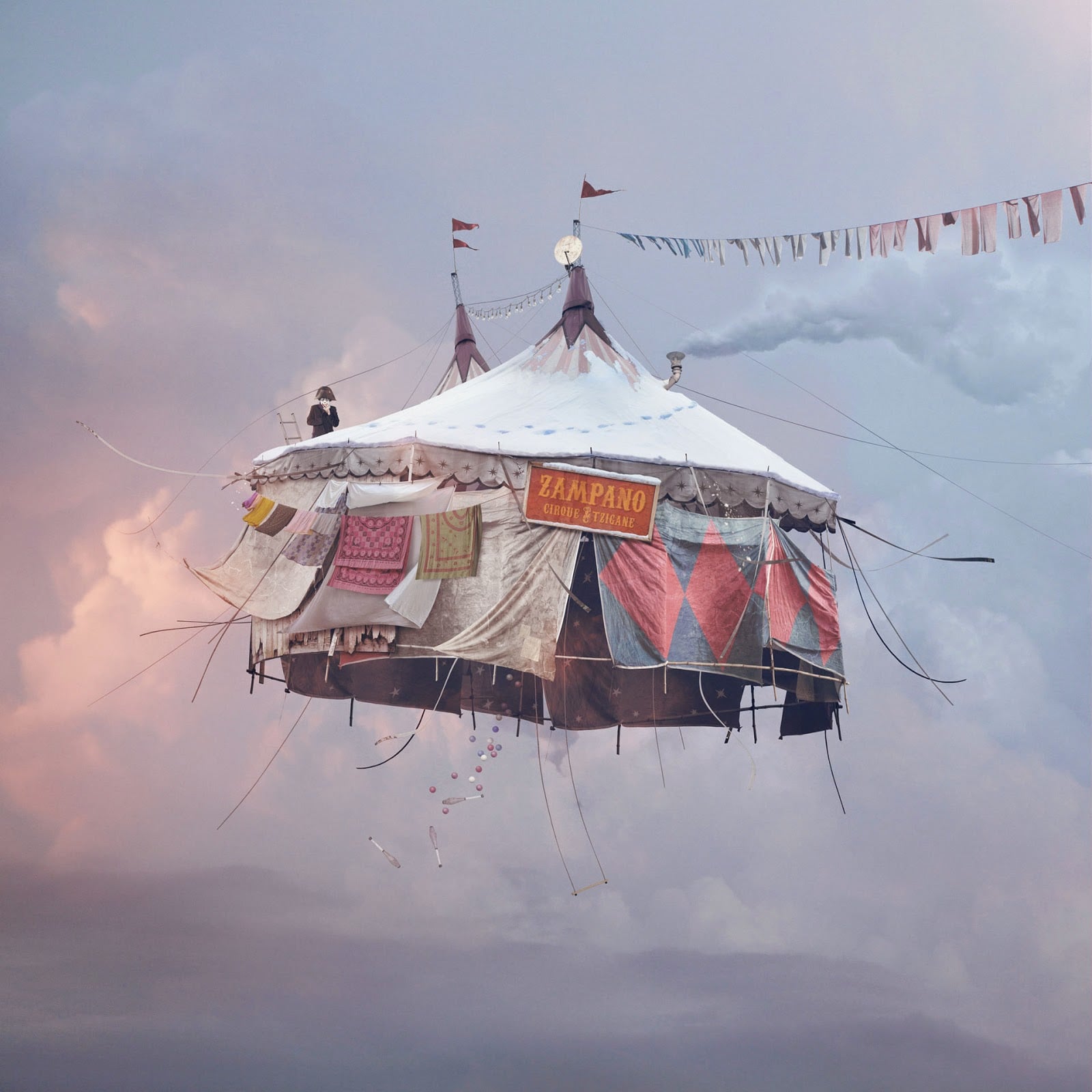 Flying Houses, le case volanti di Laurent Chehere | Collater.al