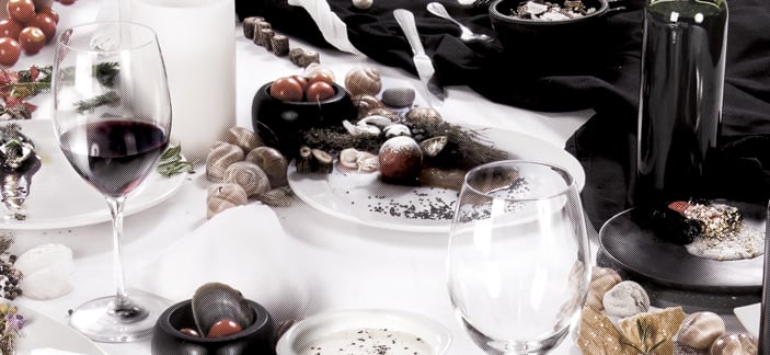 Il volto di Ren&eacute; Redzepi realizzato con cibo da Golpeavisa | Collater.al