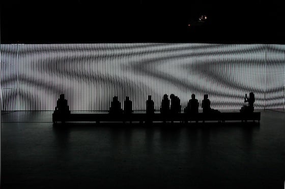 Carsten Nicolai - Unidisplay - Uninstallazione audiovisiva lunga 40 metri
