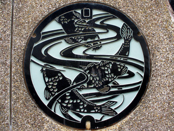 Japanese manhole cover - Tombini decorati