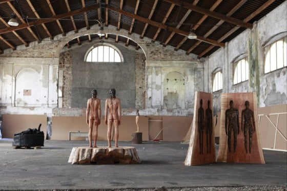 Aron Demetz - Sculture di legno e metallo e trasformazione della materia Aron Demetz - Sculture di legno e metallo e trasformazione della materia