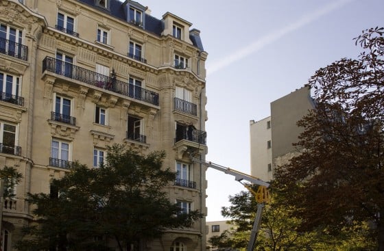 Balcon additionel - Finto balcone appoggiato su palazzi