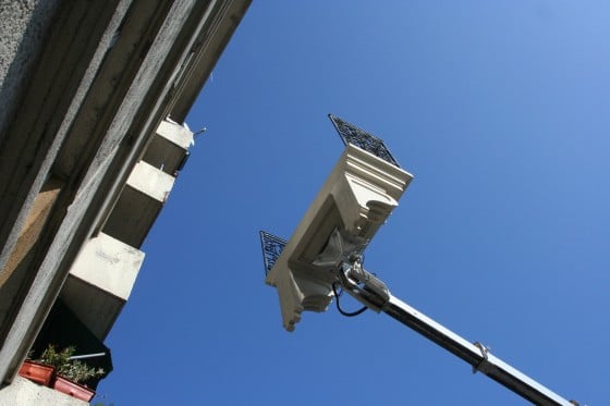 Balcon additionel - Finto balcone appoggiato su palazzi