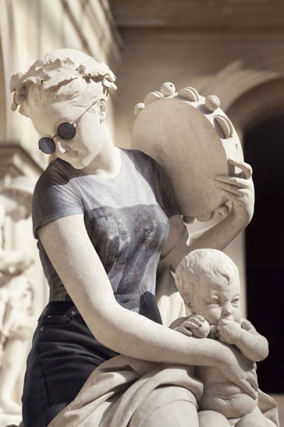 Lèo Caillard e Alexis Persani - Hipster in Stone - Sculture classiche con abbigliamento hipster