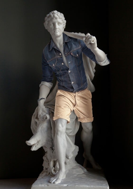 Lèo Caillard e Alexis Persani - Hipster in Stone - Sculture classiche con abbigliamento hipster