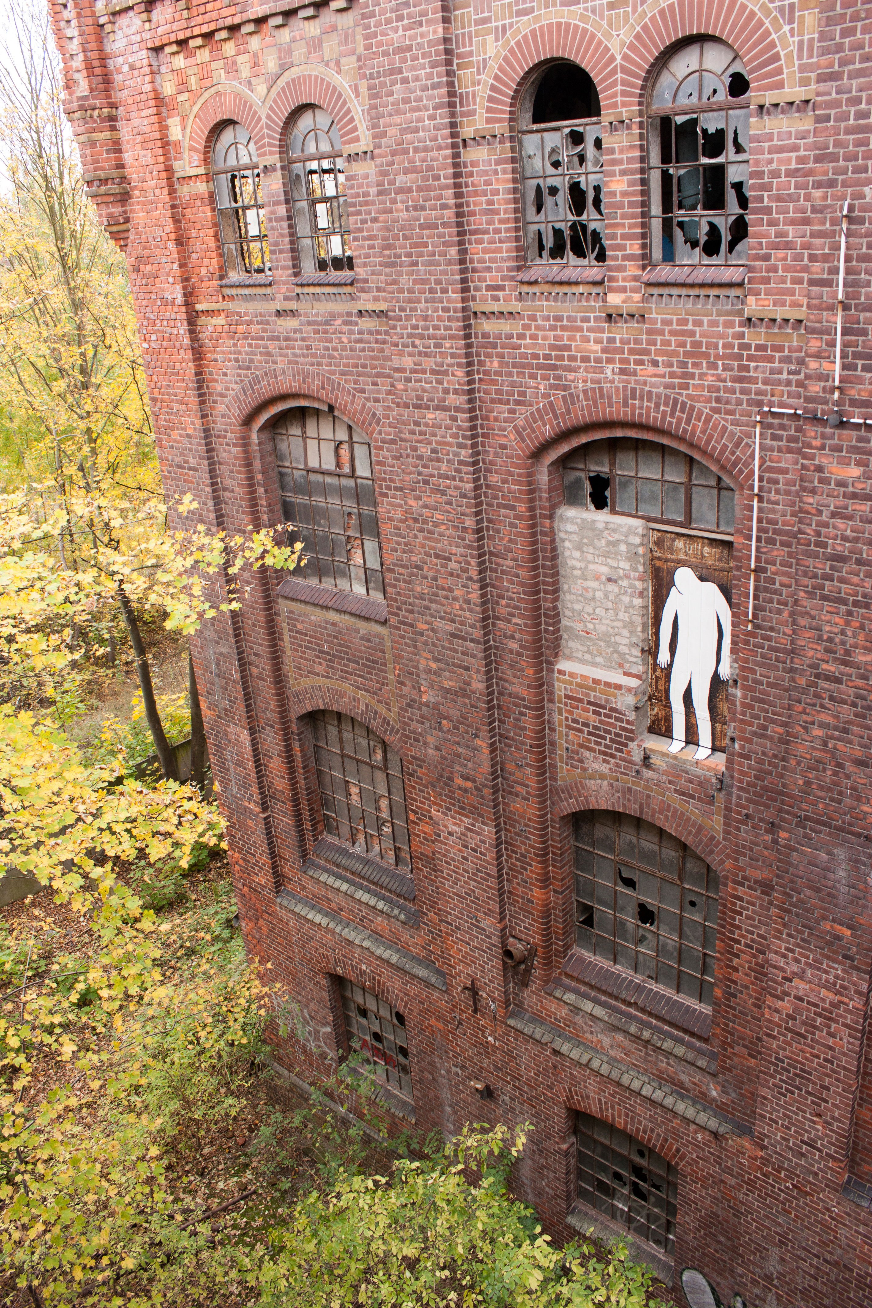 I fantasmi stilizzati dello street artist Daan Botlek | Collater.al