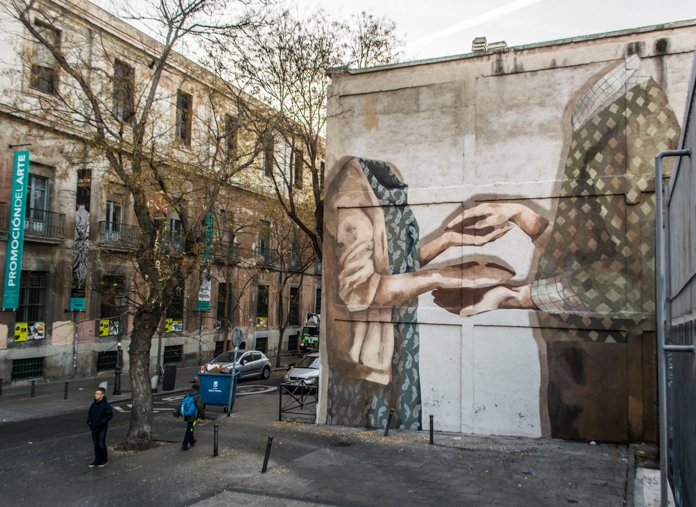 La street art intima dell'artista spagnola Hyuro | Collater.al