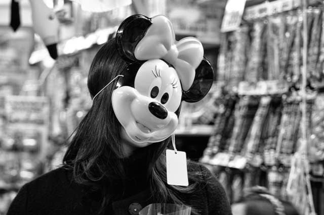 Tokyo Undressed, la serie fotografica erotica di Rikki Kasso | Collater.al