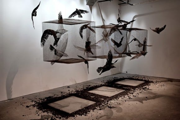 light, camera, action! - Edoardo Tresoldi - Met Wire Sculptures | Collater.al