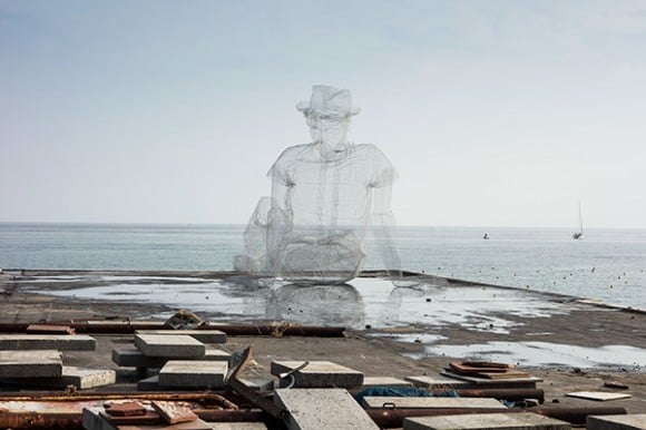 light, camera, action! - Edoardo Tresoldi - Met Wire Sculptures | Collater.al