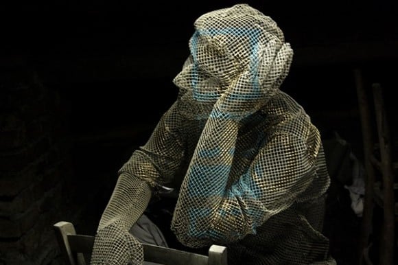 light, camera, action! - Edoardo Tresoldi - Met Wire Sculptures | Collater.al