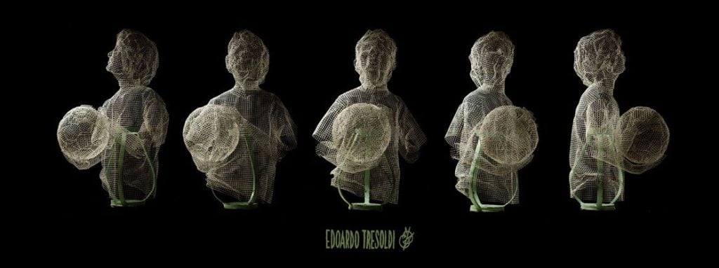 light, camera, action! - Edoardo Tresoldi - Met Wire Sculptures | Collater.al
