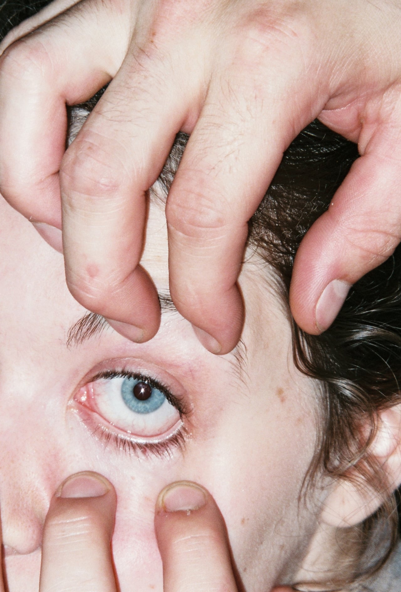 Le sensuali e grottesche fotografie di Romain Brunet | Collater.al