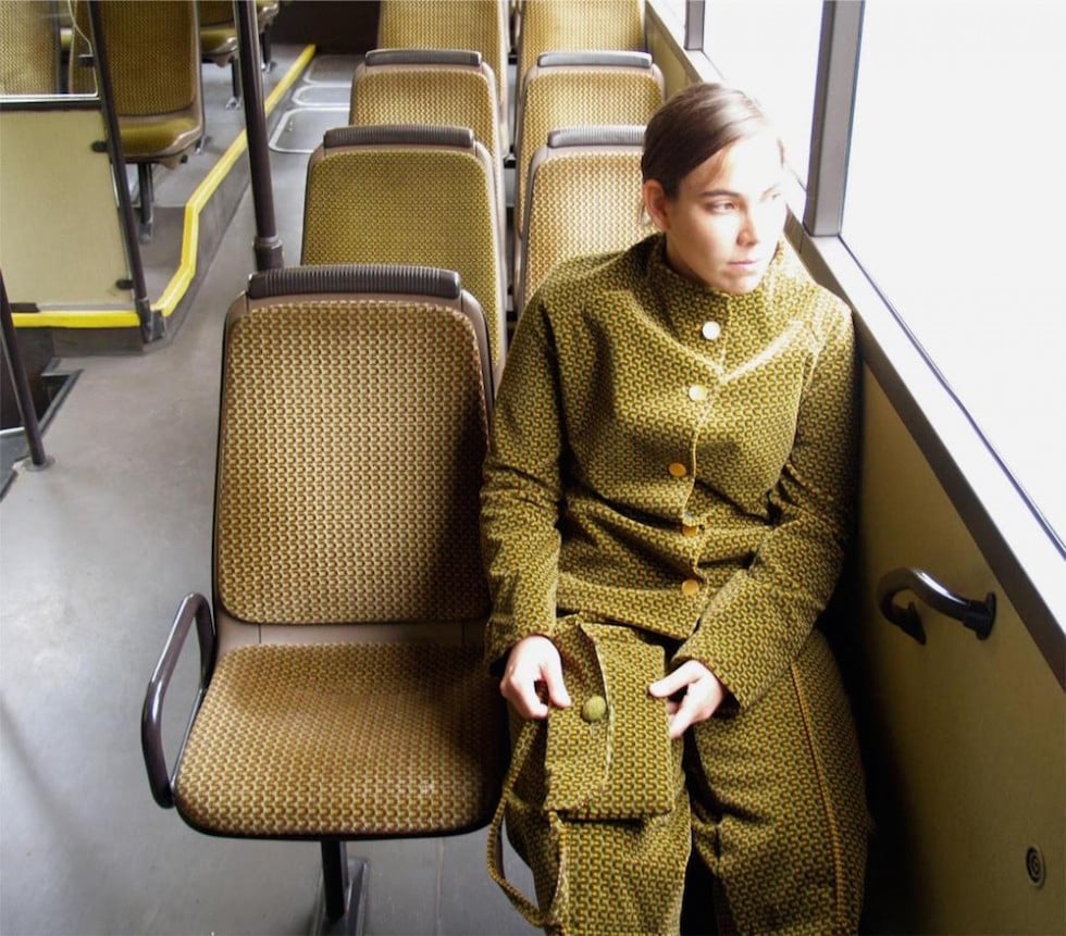 Bustour - I viaggi invisibili di Menja Stevenson | Collater.al