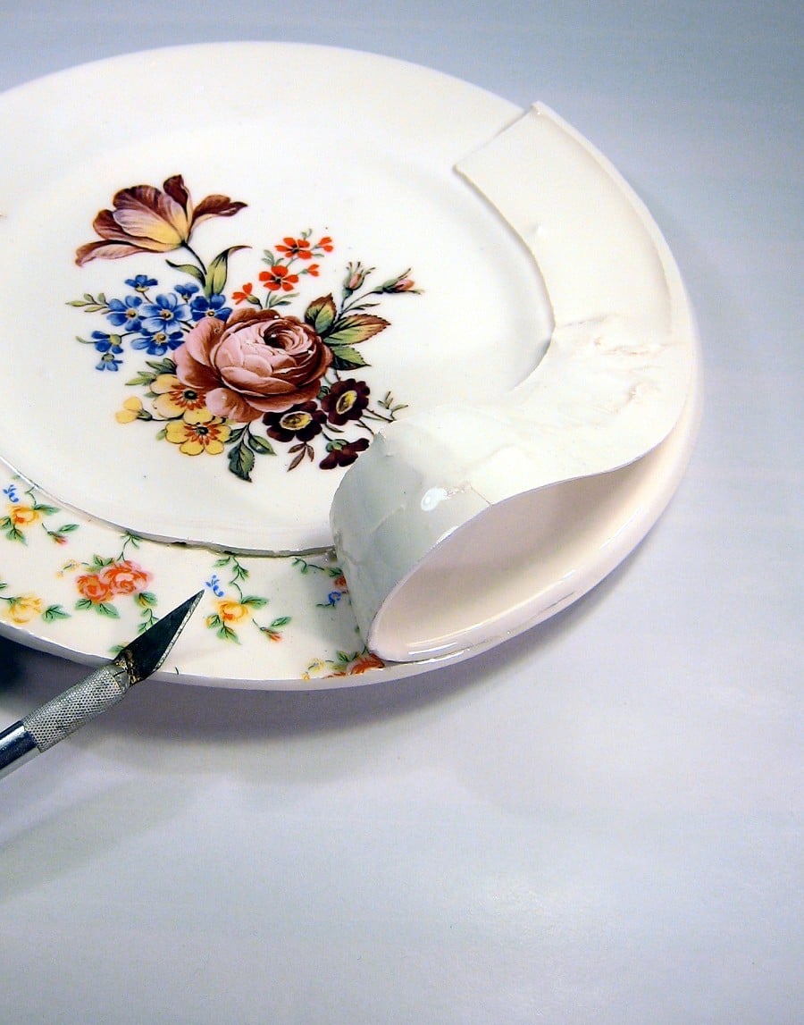 Under the Surface - Ceramiche modificate chirugicamente | Collater.al