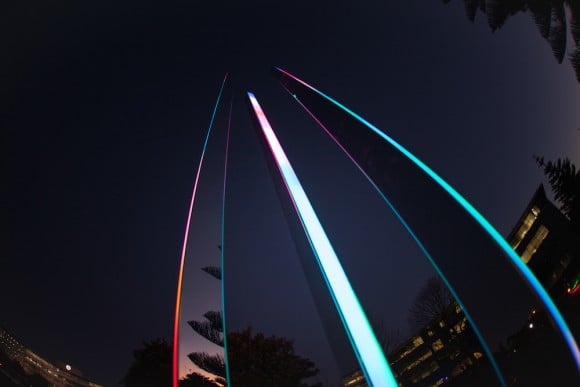 Le installazioni al neon di Angus Muir Design | Collater.al