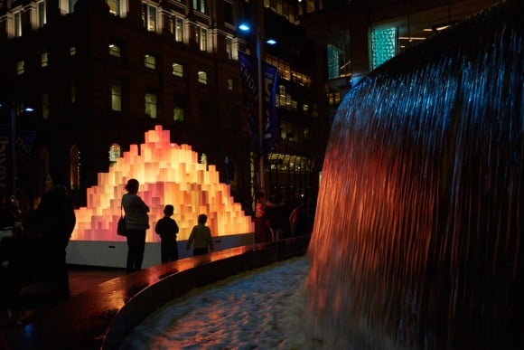 Le installazioni al neon di Angus Muir Design | Collater.al