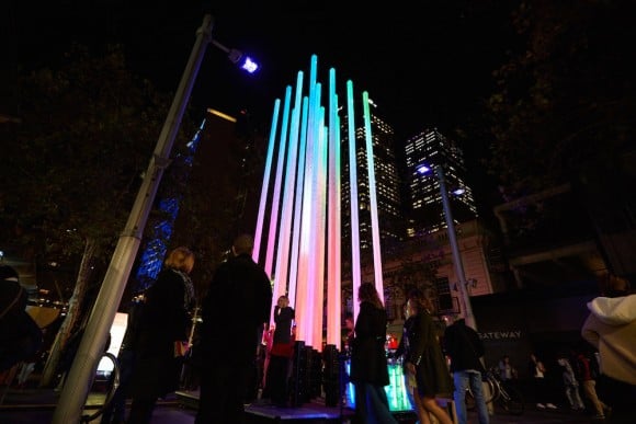 Le installazioni al neon di Angus Muir Design | Collater.al