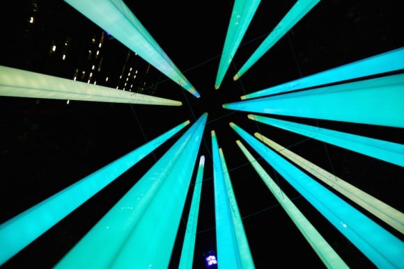 Le installazioni al neon di Angus Muir Design | Collater.al