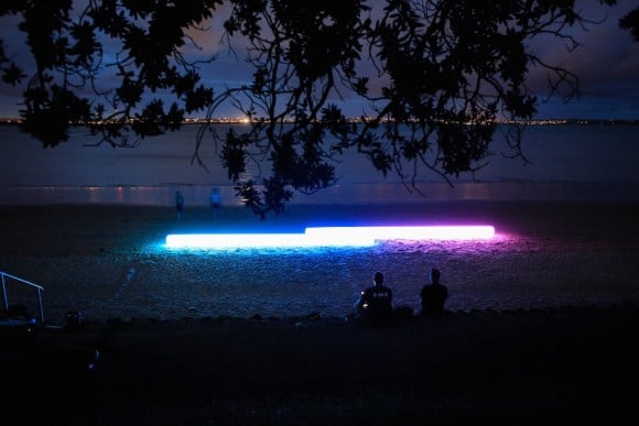 Le installazioni al neon di Angus Muir Design | Collater.al