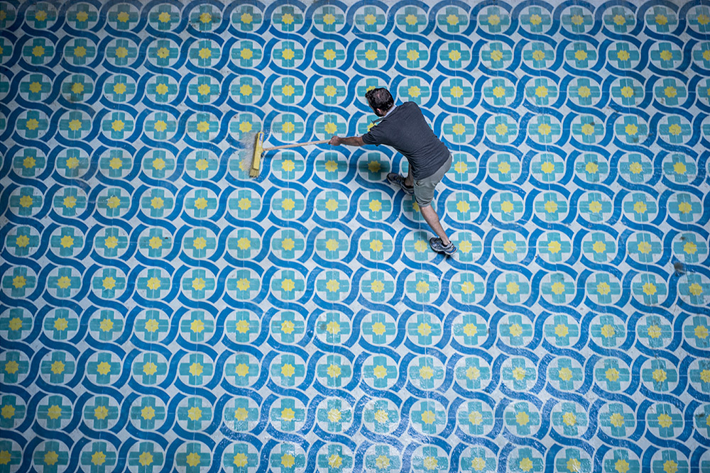 Floors - I pavimenti dipinti di Javier de Riba | Collater.al