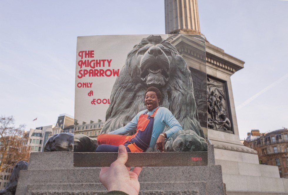 Cover - Retracing Reggae Record Sleeves - Alex Bartsch - Londra nelle copertine dei dischi reggae | Collater.al