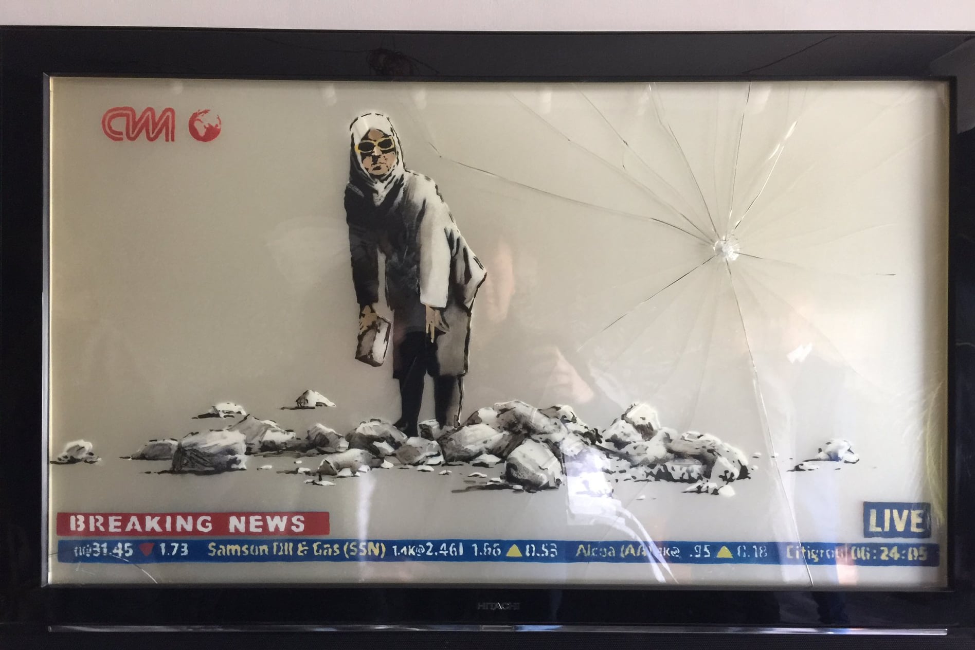 Banksy apre 'The Walled Off Hotel' a Betlemme | Collater.al