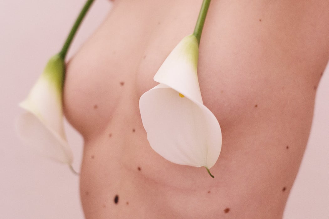 Gli scatti sensuali di Sara Lorusso | Collater.al