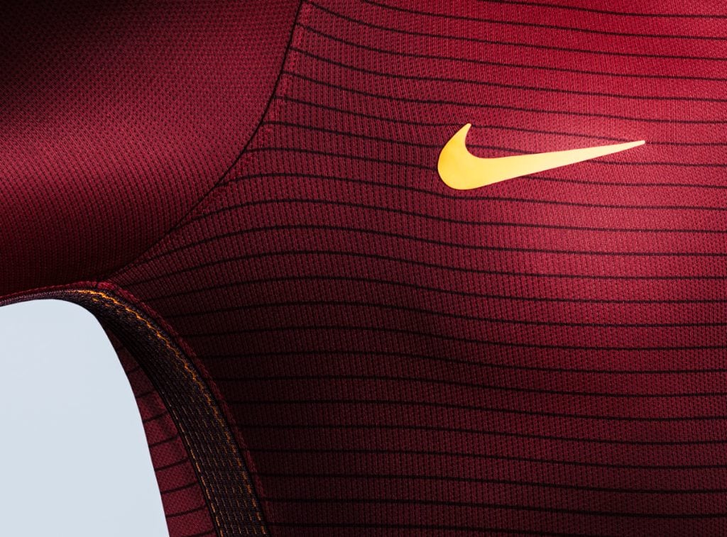 Tiempo Totti X Roma - Day 1 | Design: La jersey del futuro | Collater.al