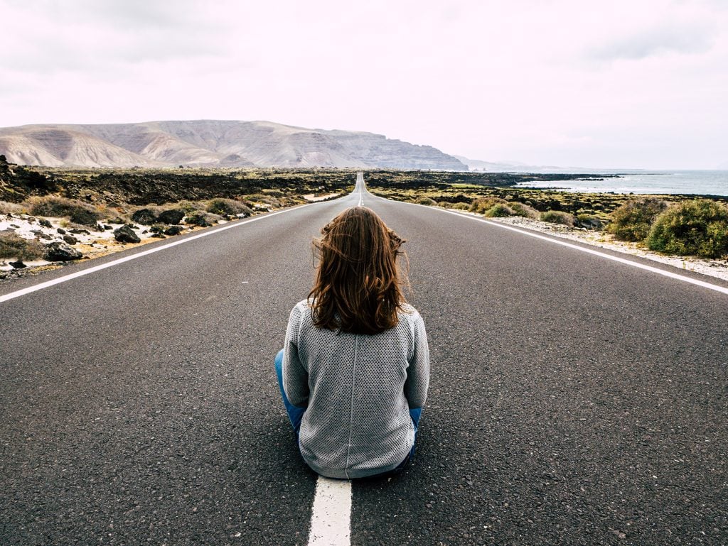 Le strade deserte fotografate a Lanzarote | Collater.al