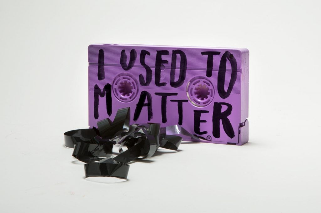 Quotes on shit, le volgarità di Jessica Walsh & Timothy Goodman su oggetti comuni | Collater.al