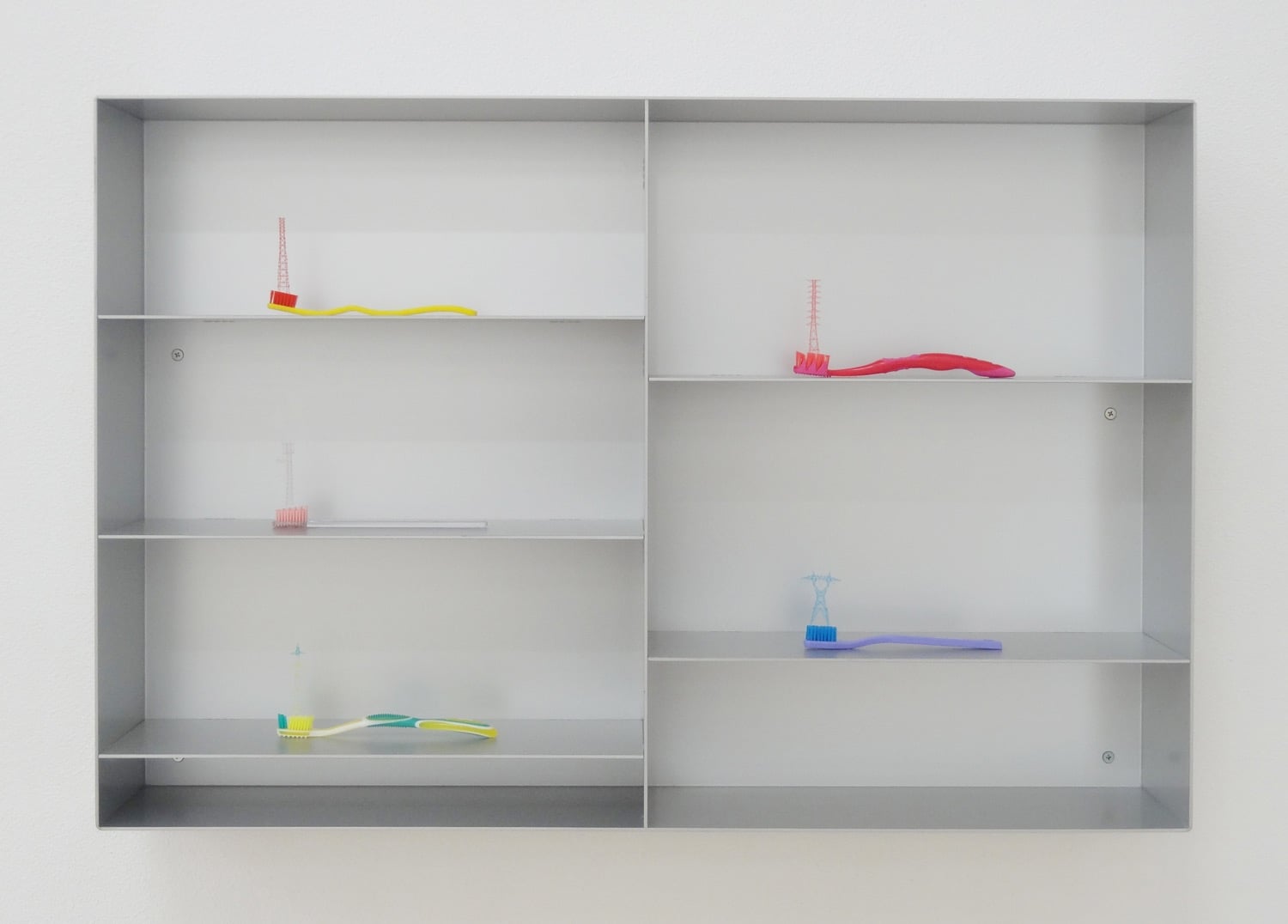 Takahiro Iwasaki, quando uno spazzolino da denti diventa un’opera d’arte | Collater.al