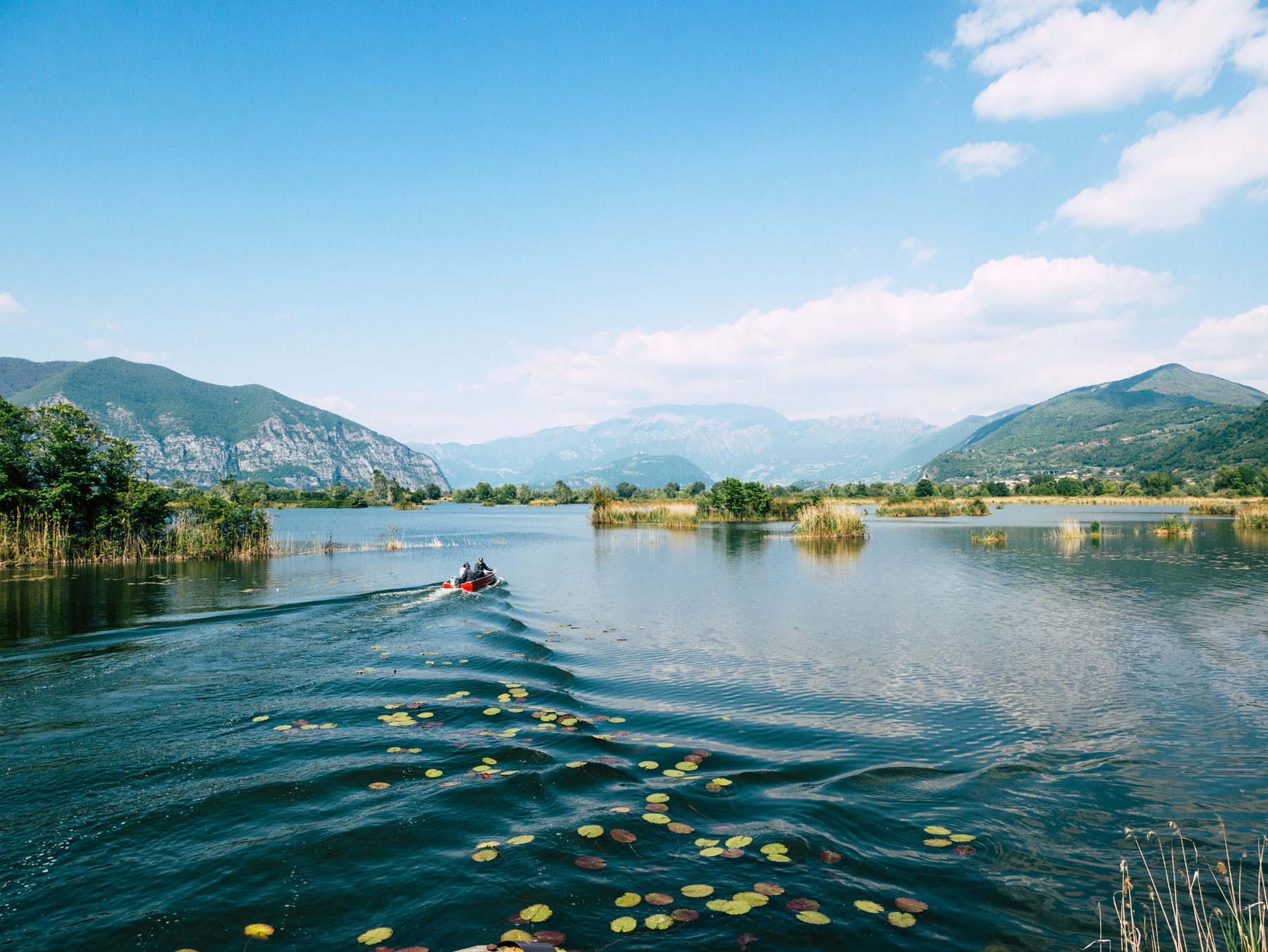 The Wander Playlist - Il Lago d'Iseo e le Torbiere del Sebino | Collater.al