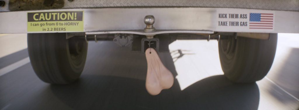 The World's Biggest Asshole, anche un stronzo può salvare una vita | Collater.al