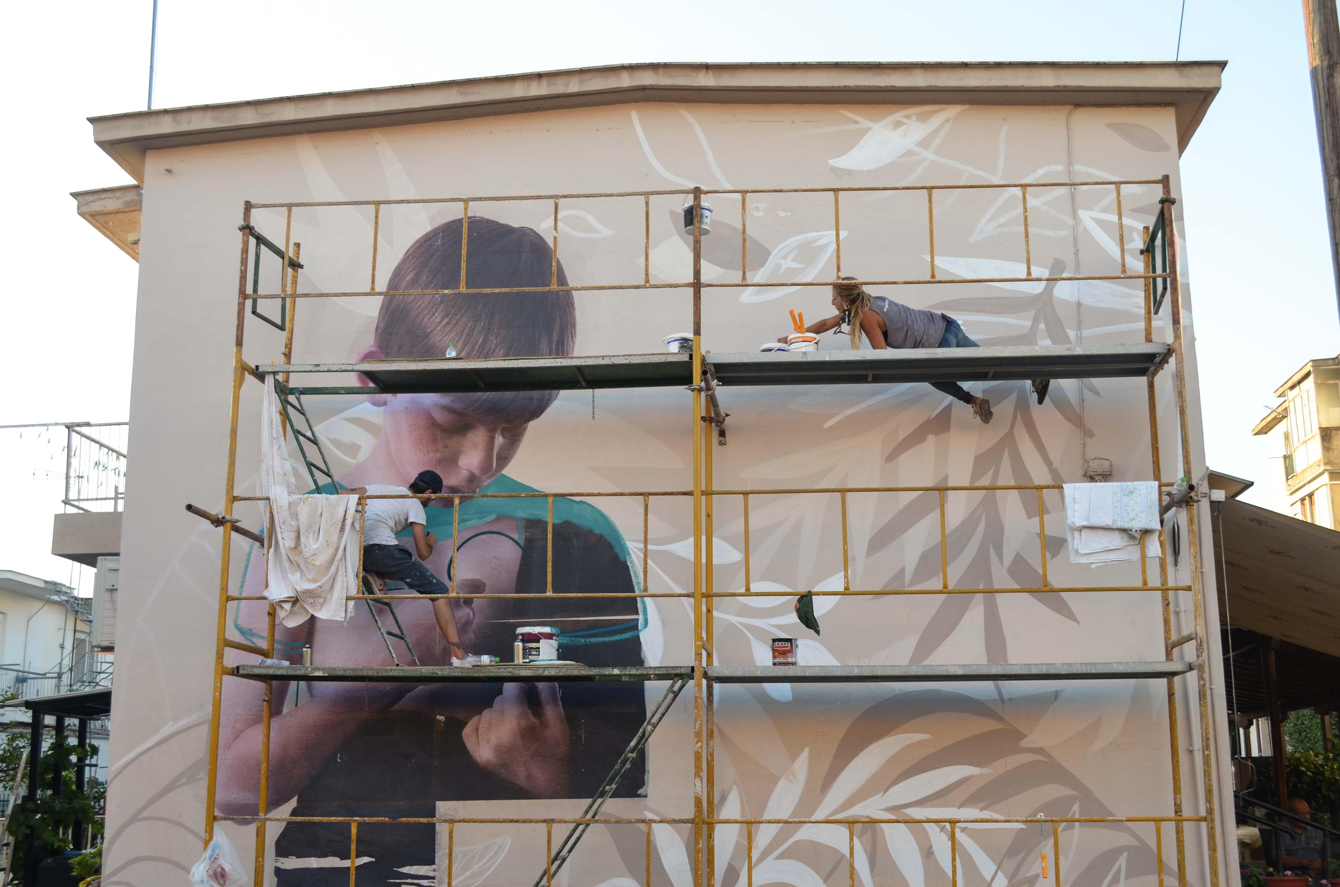 Deep Blue, il murales di Bifido e Julieta in Grecia | Collater.al 3