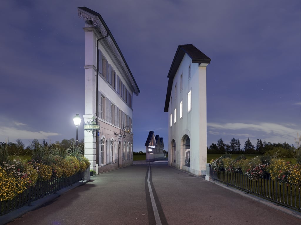 Facades, il progetto fotografico di Zacharie Gaudrillot-Roy | Collater.al 6