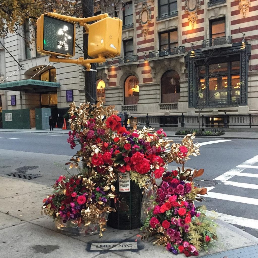 Le installazioni floreali newyorkesi di Lewis Miller | Collater.al 2