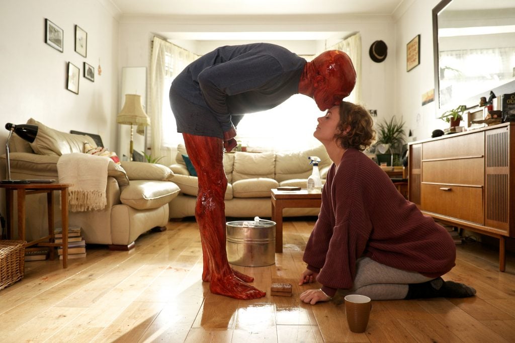 He Took His Skin Off For Me, l’amore chiede troppo | Collater.al 2