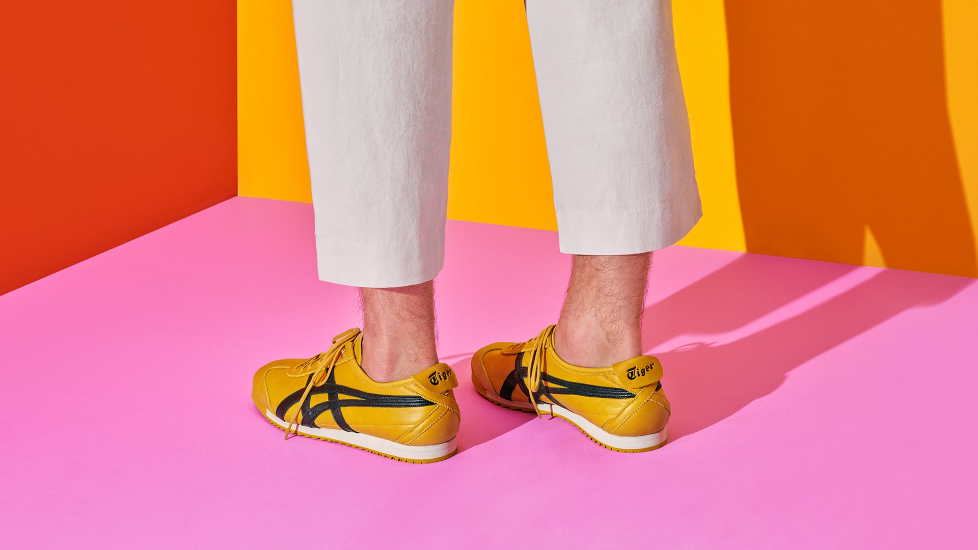 Torna un grande classico di Onitsuka Tiger, la MEXICO 66 SD | Collater.al 7