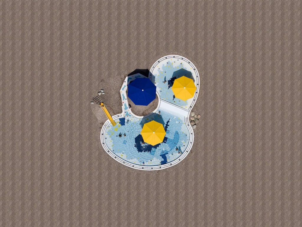 Le piscine dall'alto di Stephan Zirwes | Collater.al 1