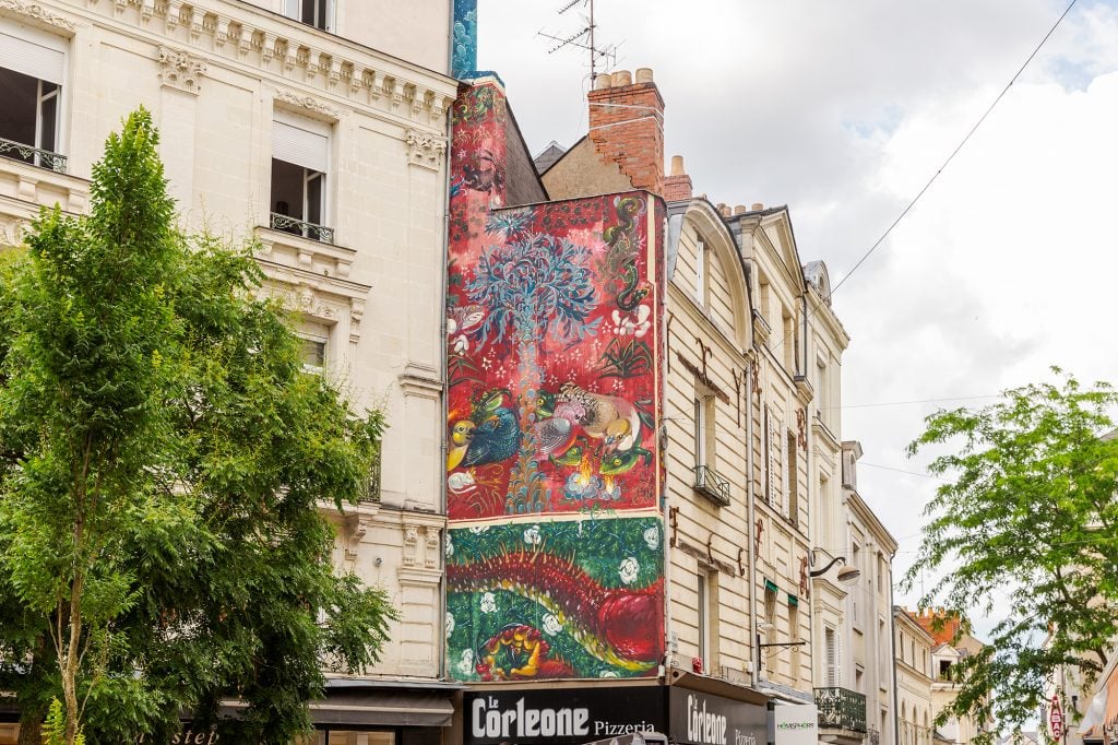 Il murale di Hitnes ad Anger | Collater.al 1