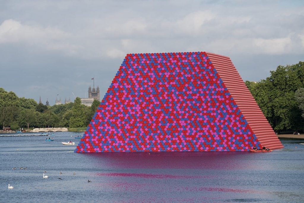 The London Mastaba la nuova opera di Christo a Londra | Collater.al