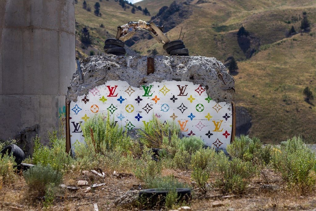 Valley Of Secret Values | Collater.al