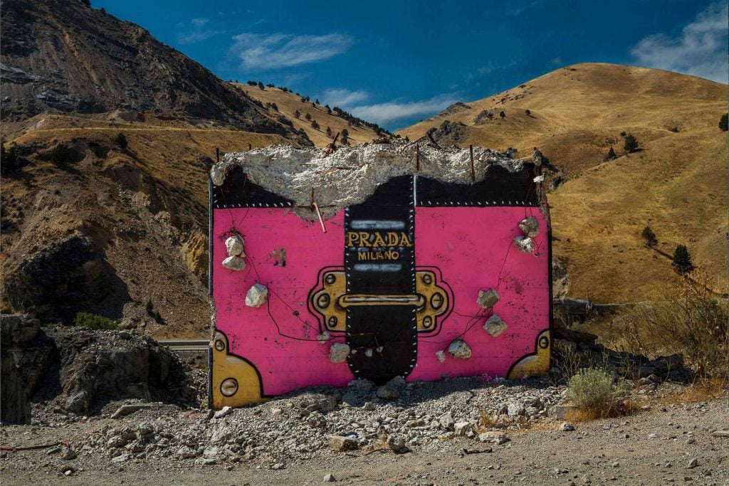 Valley Of Secret Values | Collater.al