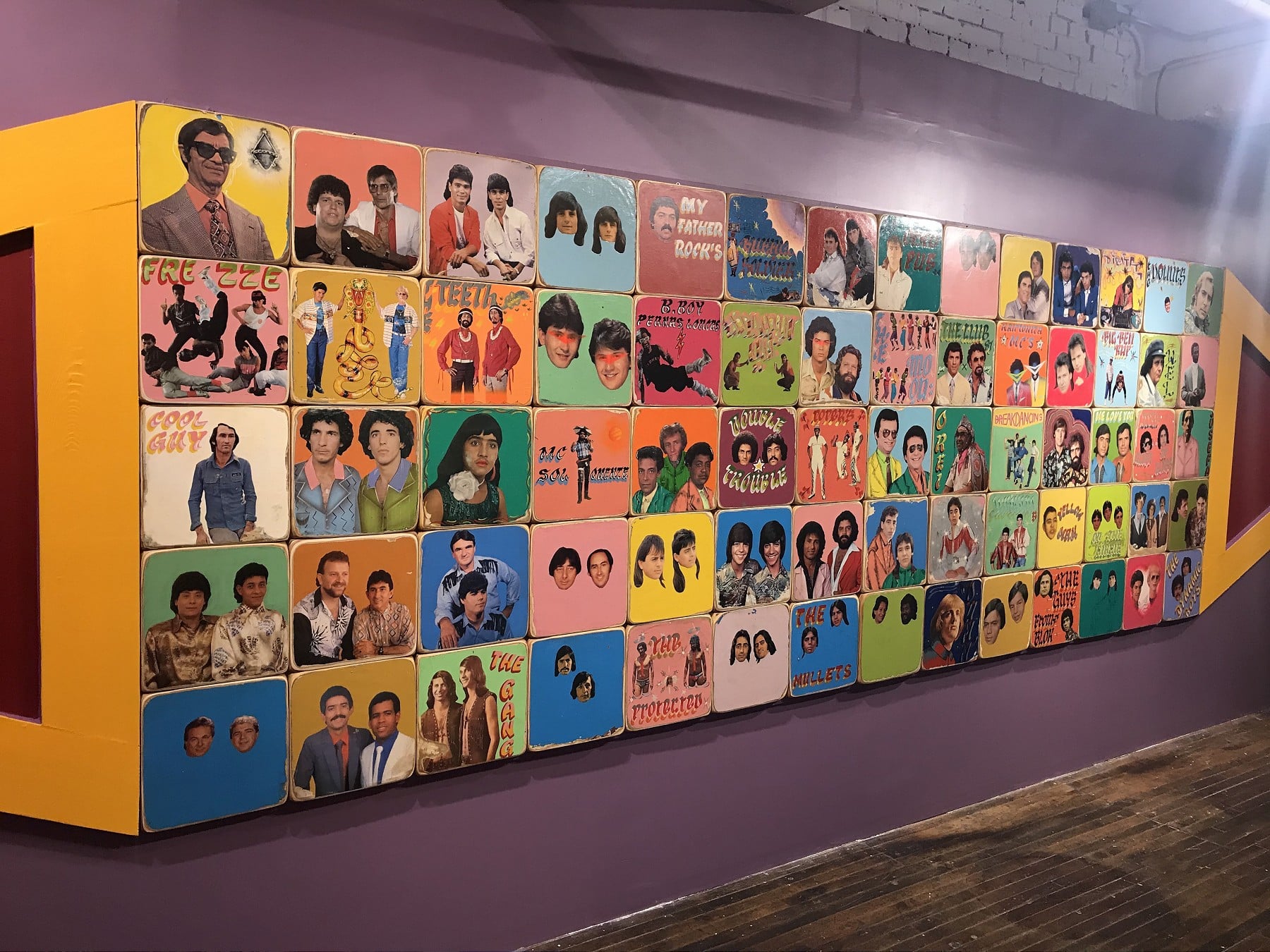La mostra immersiva di OSGEMEOS, tra street e folk art | Collater.al