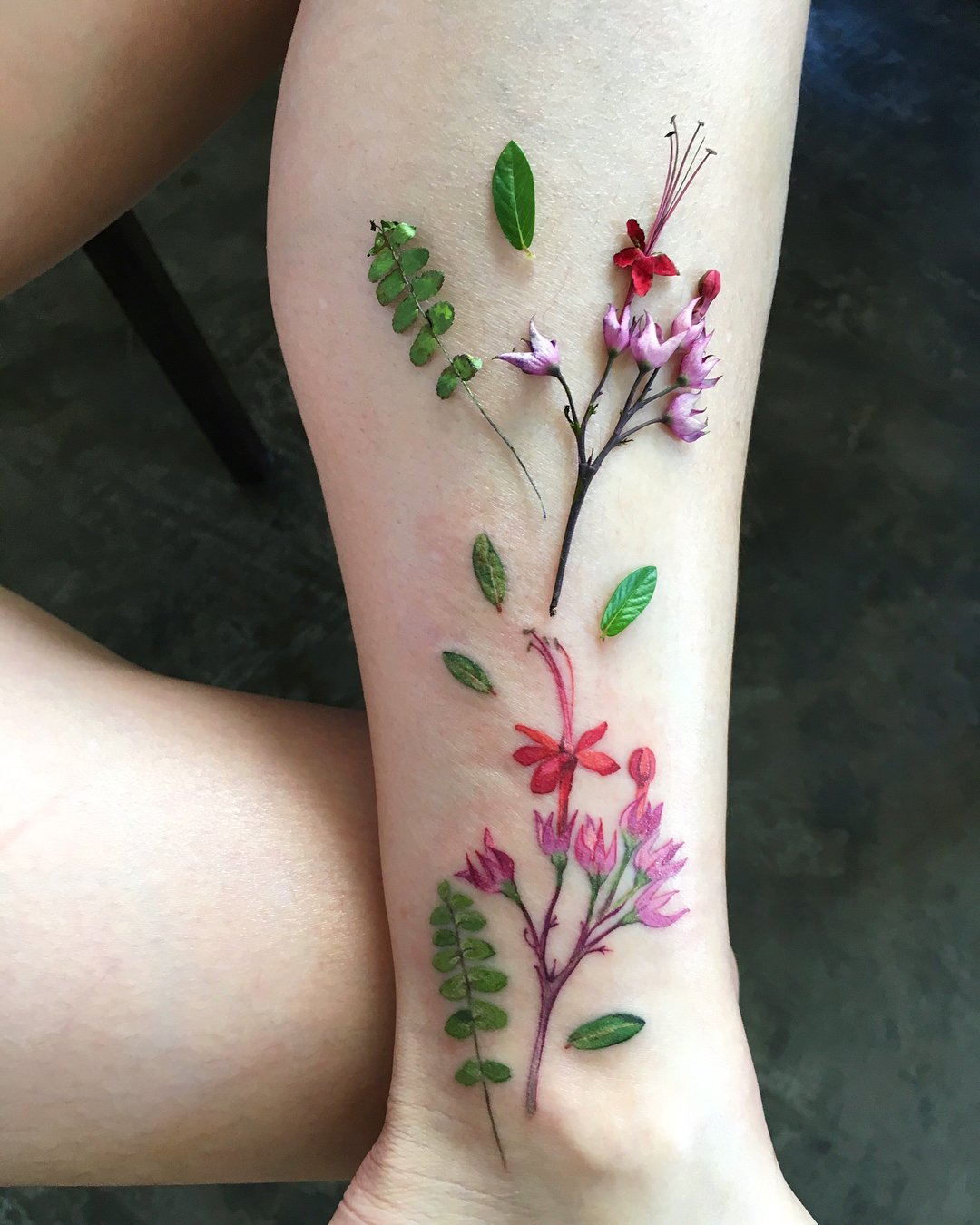 Rit Kit trasforma piante e fiori in tatuaggi iperrealistici