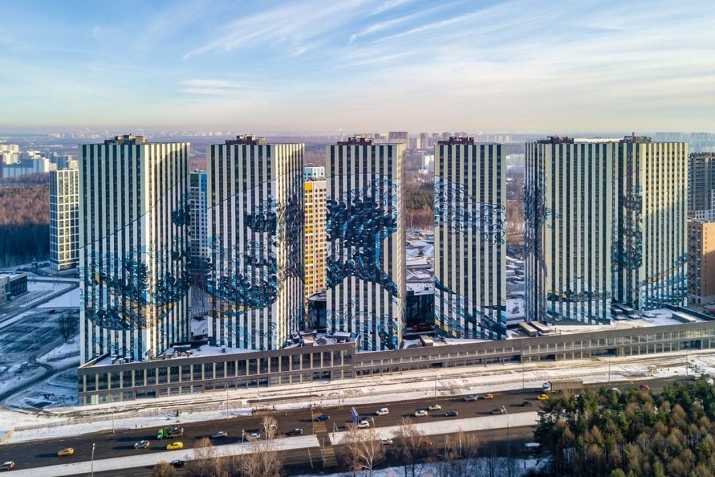 hokusai la grande onda etalon city | Collater.al