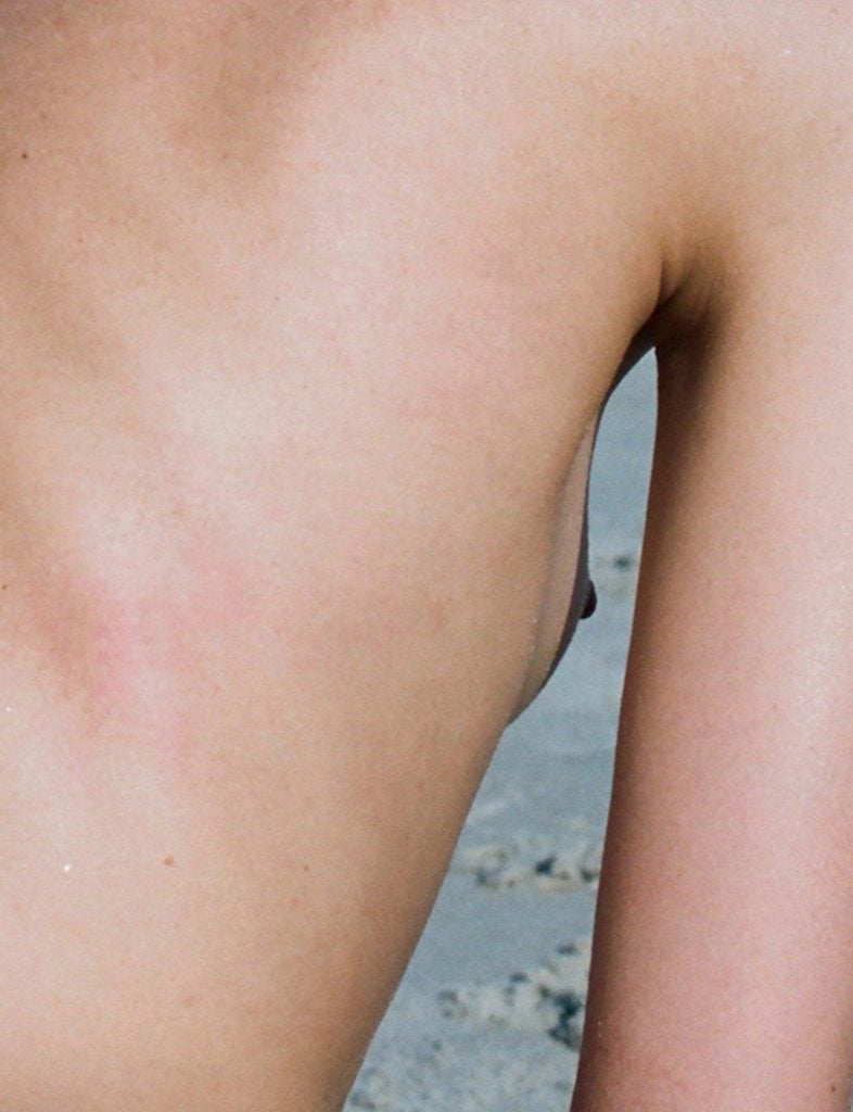 I nuovi accostamenti sensuali delle gemelle Posternak